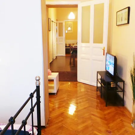 Apartment New Astoria